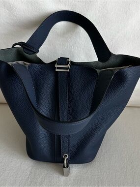 Beautiful Navy Real Leather Bucket Tote Bag - TOP QUALITY - 18”